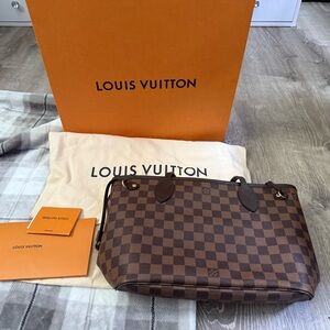 Louis Vuitton Brown Neverfull MM Tote